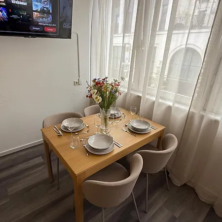 Moderne In Stuttgart-zentrum Apartman